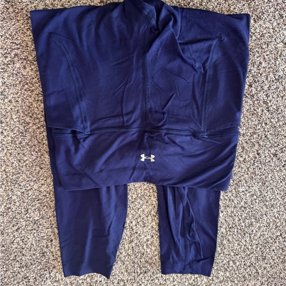 Under Armour Cropped Leggings - Picture 2 of 5